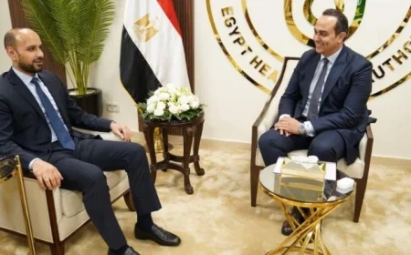 السبكي يجتمع برئيس مجلس أمناء مؤسسة حماة الأرض لتعزيز أوجه التعاون