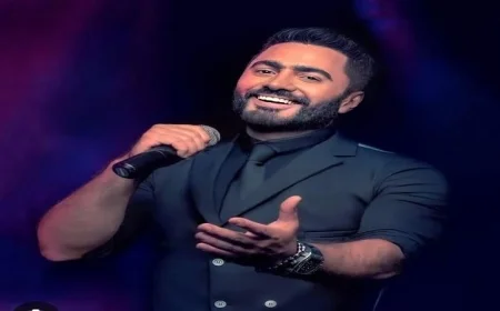 تامر حسني يبعث تحية قلبية لأشرف زكي ويدعم شباب المسرح المصري