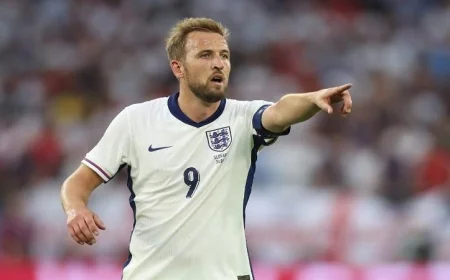 هاري كين مستعد لخوض مباراتي ويلز ولاتفيا رغم الإصابة