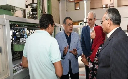 وزير الإنتاج الحربي يطالب بتطوير الأداء في شركة أبو زعبل للصناعات المتخصصة لتحسين الكفاءة وتحقيق التميز