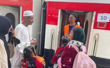 سكك حديد مصر تستمر في تعزيز عودة السودانيين إلى وطنهم بسهولة