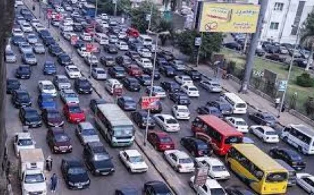 ازدحام مروري كبير في شوارع القاهرة والجيزة مع بداية الصباح