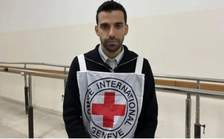 الصليب الأحمر في غزة يسعى لتأمين ضمانات لتبادل الأسری والمحتجزين
