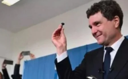 رئيس رومانيا يثني على دور مصر البارز في تحقيق اتفاق وقف إطلاق النار