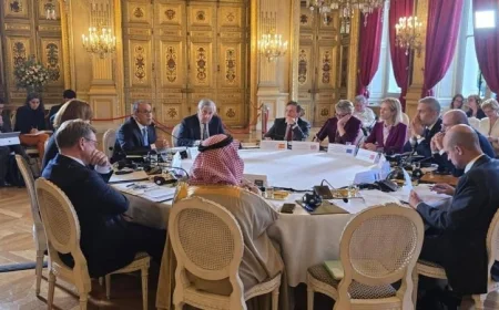 وزير الخارجية يساهم في الاجتماع الوزاري لبحث تنفيذ خطة السلام الأمريكية