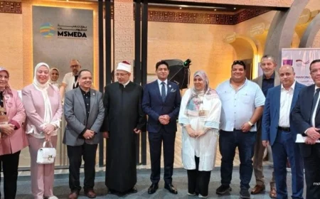 قيادات الدولة تمنح شهادة تشجيع لشباب معرض تراثنا في حدث مميز