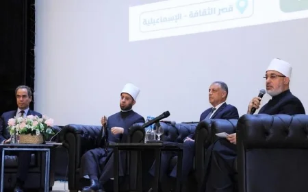 محافظ الإسماعيلية يشارك في ندوة احتفالية بمناسبة العيد القومي الـ74 للمحافظة