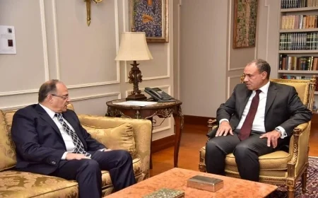 رئيس هيئة الدواء ووزير الخارجية يستعرضان سبل تعزيز التعاون الدولي في صناعة الأدوية