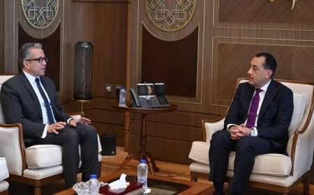 رئيس الوزراء يرحب بخالد العناني المدير العام الجديد لليونسكو في زيارة رسمية