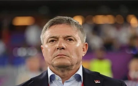 استقالة مدرب منتخب صربيا عقب الهزيمة المفاجئة أمام ألبانيا