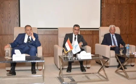 شريف فاروق يبحث مع اتحاد الغرف التجارية خطوات ضبط الأسواق وتوفير السلع الأساسية