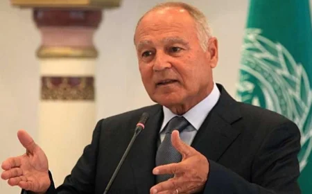 أبو الغيط يشارك في قمة شرم الشيخ للسلام غداً لتعزيز جهود السلام في المنطقة