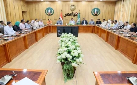 محافظ المنوفية يطالب بزيادة سرعة الإنجاز في ملفات التصالح والتقنين