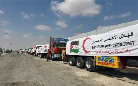 شاحنات المساعدات تصل خان يونس في قطاع غزة لتعزيز الدعم الإنساني