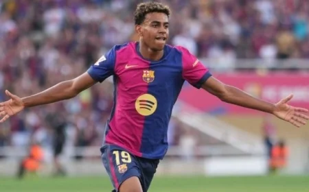 لامين يامال يستعد للعودة مع برشلونة في مواجهة جيرونا بالدوري الإسباني