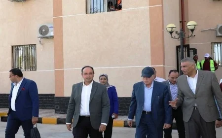 محافظ أسوان ومستشار رئيس الجمهورية يزوران مركز العزيمة في أسوان الجديدة لتعزيز التنمية المحلية