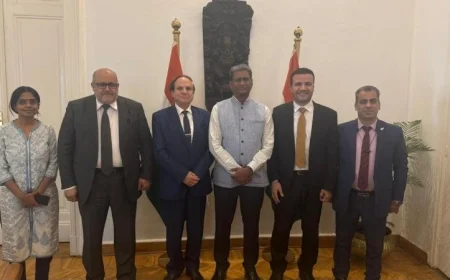 سفير الهند في القاهرة يرحب بالأمين العام لرابطة الجامعات الإسلامية صور