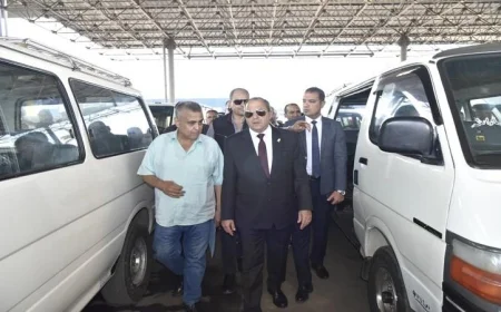 محافظ بورسعيد يزور الميناء البري في الضواحي لمتابعة تنفيذ التعريفة الجديدة