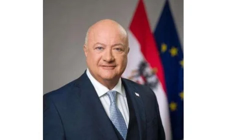 مستشار النمسا يدعم اتفاقية وقف الحرب في غزة ويحث على إطلاق سراح الأسرى