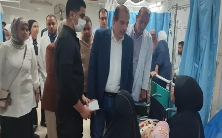 نائب وزير الصحة يزور المنشآت الصحية في الفيوم ويستمع لمقترحات الأهالي والفرق الطبية