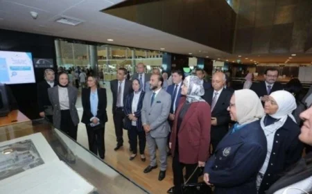 رئيس الضرائب يؤكد أن مكتبة الإسكندرية نموذج عالمي يحتذى به في مجال التحول الرقمي