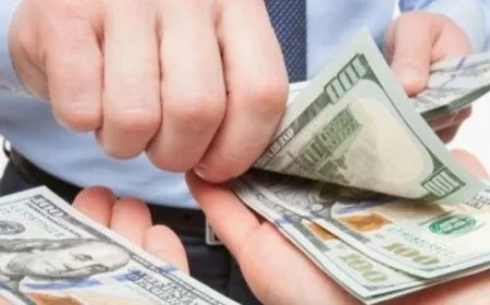 ضبط قضايا اتجار غير مشروع بالنقد الأجنبي بقيمة 11 مليون جنيه خلال 24 ساعة