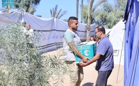 سلمان للإغاثة يستمر في تقديم المساعدات الغذائية للنازحين في جنوب غزة