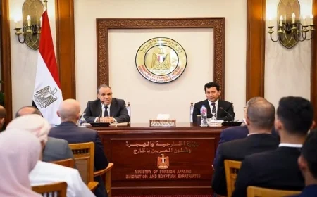 وزير الخارجية يستقبل وفد محاكاة برلمان الشباب العربي في لقاء حيوي