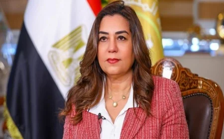 وزير البيئة بالنيابة تؤكد على ضرورة تحقيق صفر مخلفات وتعزيز فرص العمل في القطاع الأخضر