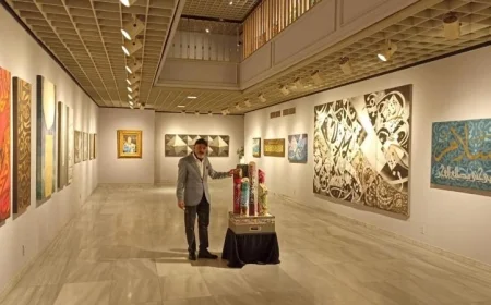 يسري المملوك يستعرض جماليات الخط العربي في معرض كوكب الأبجدية بالأوبرا صور مذهلة