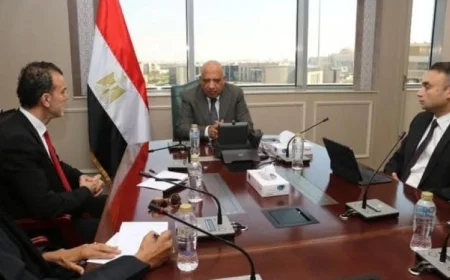 عصمت يؤكد أهمية مشروعات الربط الكهربائي مع أوروبا لتصدير الطاقة المتجددة