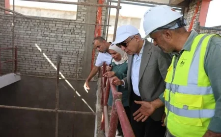 محافظ المنيا يزور مشروع محطة معالجة الصرف الصحي في قفاده بمغاغة للاطلاع على الأعمال الإنشائية