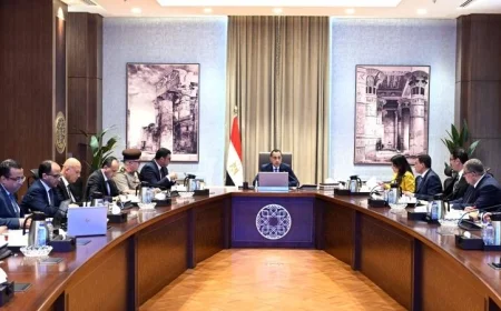 رئيس الوزراء يراقب تقدم مشروع تطوير التجمع العمراني في جزيرة الوراق