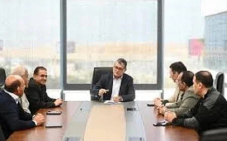 أوسكار رويز يناشد حكام الفار لتحسين أدائهم قبل المنافسات القادمة