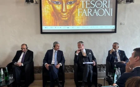وزير السياحة المصري ونظيره الإيطالي يطلقان مؤتمرًا صحفيًا لعرض تفاصيل معرض كنوز الفراعنة