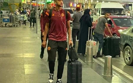 نهضة بركان يصل القاهرة لمنافسة بيراميدز في السوبر الإفريقي