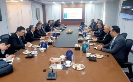 اقتصادية قناة السويس تعزز التعاون مع وفد صيني من شنغهاي في مجال الموانئ