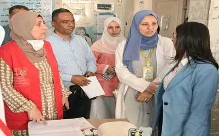 محافظ البحيرة تزور وحدة طب الأسرة بقري المجد وتثني على إبداعات الفريق الطبي