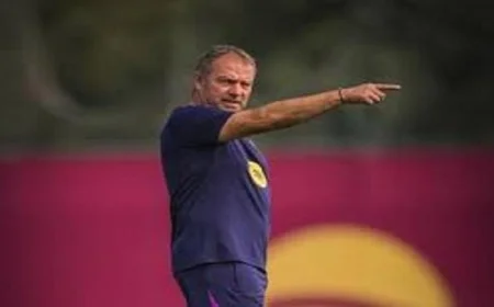 مدرب برشلونة يعبر عن استيائه من مواجهة فياريال في ميامي في الدوري الإسباني