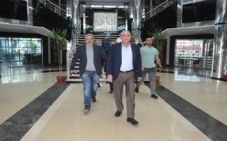 محافظ الغربية يزور استعدادات بث افتتاح المتحف الكبير على الشاشات العملاقة