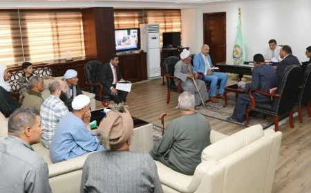 وزير الزراعة يلتقي بفلاحين ويستمع لمشاكلهم لدعم القطاع الزراعي