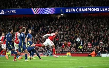 أرسنال يحقق انتصاراً ساحقاً على أتلتيكو مدريد برباعية في دوري أبطال أوروبا