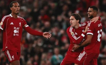 ليفربول يحقق انتصاراً ساحقاً بخماسية مذهلة أمام فرانكفورت ويضع حداً لسلسلة الإخفاقات