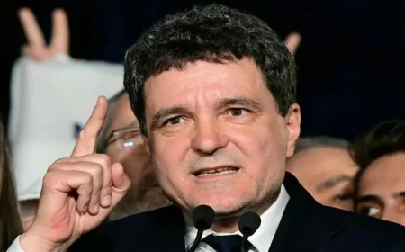 رئيس رومانيا يشيد بمساهمة مصر في تعزيز الاستقرار والسلام في المنطقة