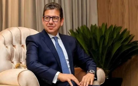 رئيس المخابرات العامة يرحب بالأمين العام لحركة الجهاد الإسلامي في زيارة خاصة