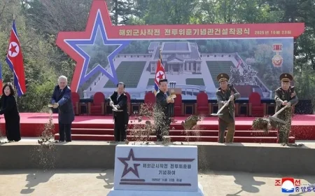 كوريا الشمالية تخلد ذكرى جنودها الذين استشهدوا في الحرب الأوكرانية بنصب تذكاري جديد