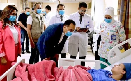رئيس الوزراء يؤكد أن تحسين قطاع الصحة يتصدر أولويات أجندة الحكومة مع صور حصرية