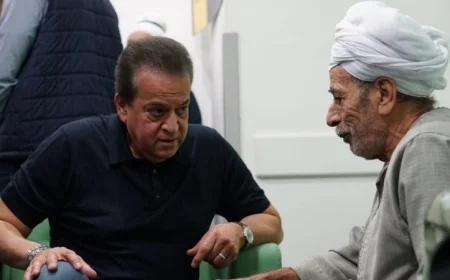 عبد الغفار يزور مجمع السويس الطبي ويحث على سرعة تلبية احتياجات المواطنين