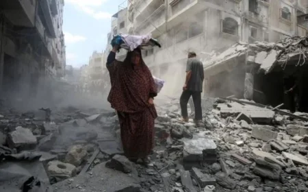 الاحتلال الإسرائيلي يدمر مباني سكنية في الزيتون والشجاعية بغزة