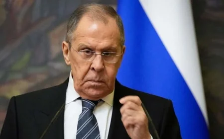 لافروف يؤكد استمرار مبادرة القمة الروسية الأمريكية ويشدد على أهمية التحضير الجيد